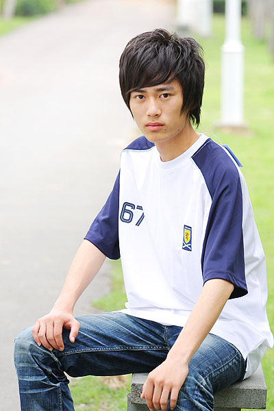 FOOTBALL WEAR